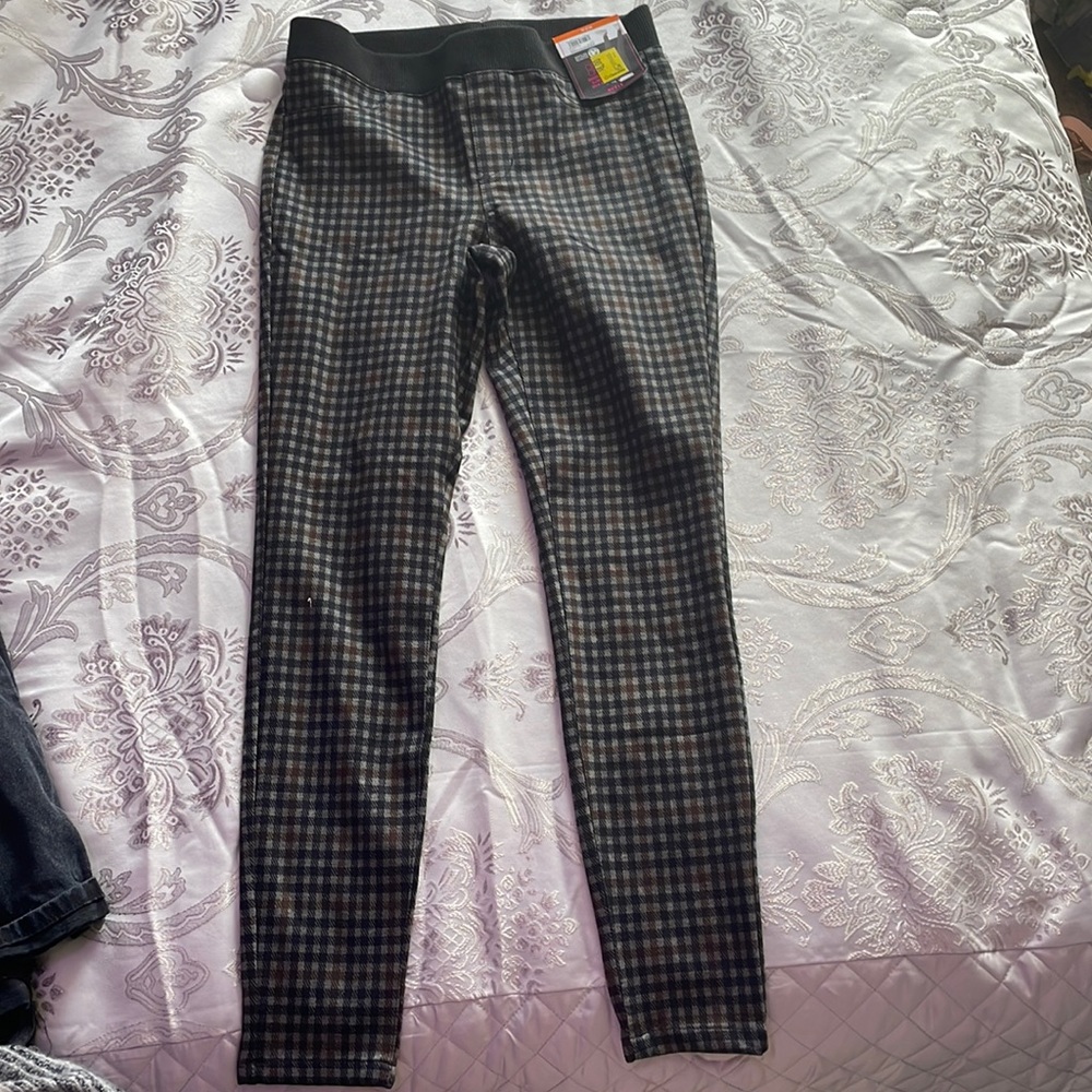 Mid Rise Leggings